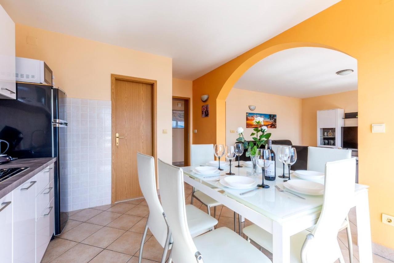 Villa Tomas „The View Of Jesenice“ Єсенице Екстер'єр фото
